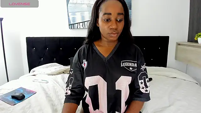 cristaaalclocks1 online show from July 2026 02:20:01 PM