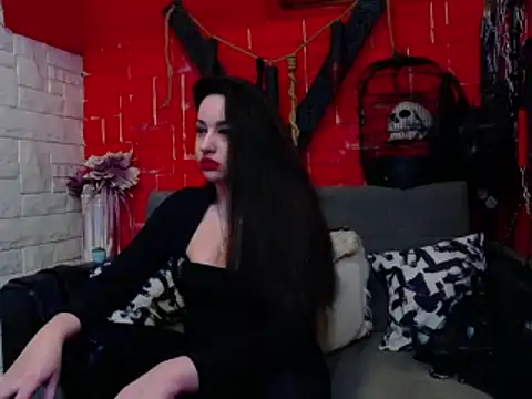 Snapshot of MistressRachelle chatting on December 2024 02:40:01 AM MistressRachelle online show from December 2024 02:40:01 AM