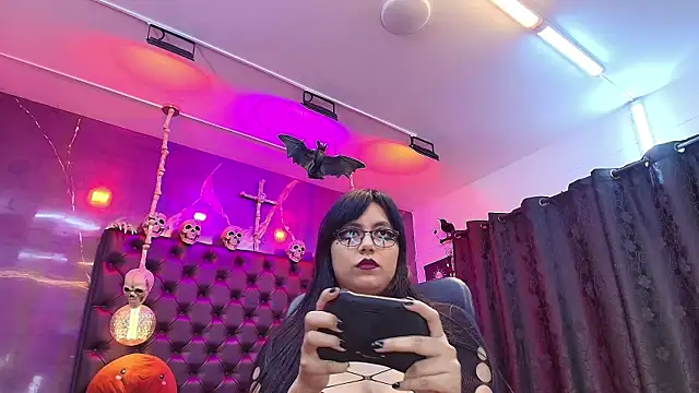 AlexHoe  online show from February 2025 01:00:02 AM