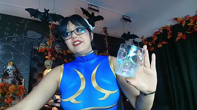 AlexHoe  online show from October 2025 06:48:01 PM