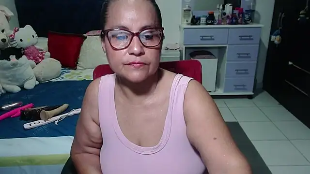 pervert mommy  online show from November 2025 10:38:02 AM