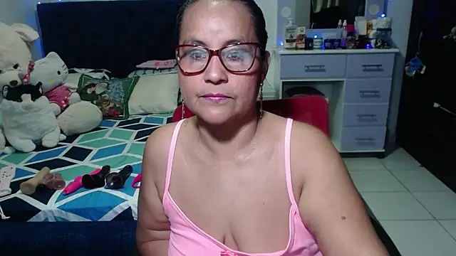 pervert mommy  online show from December 2025 12:56:02 PM