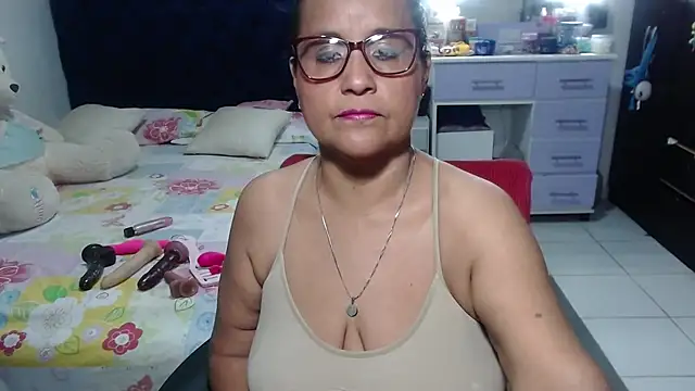 pervert mommy  online show from April 2026 10:18:02 AM