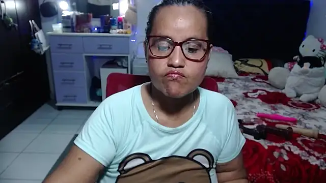 Snapshot of pervert_mommy_ chatting on June 2026 11:45:02 AM pervert mommy online show from June 2026 11:45:02 AM