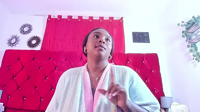 Snapshot of harleyevaans chatting on October 2025 12:33:01 PM harleyevaans online show from October 2025 12:33:01 PM