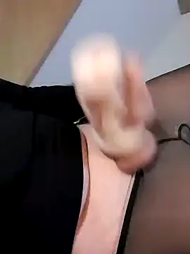 Snapshot of AquaMenn chatting on January 2025 04:08:02 AM AquaMenn online show from January 2025 04:08:02 AM