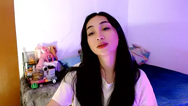 SweetLilly 18 online show from October 2025 02:11:02 AM