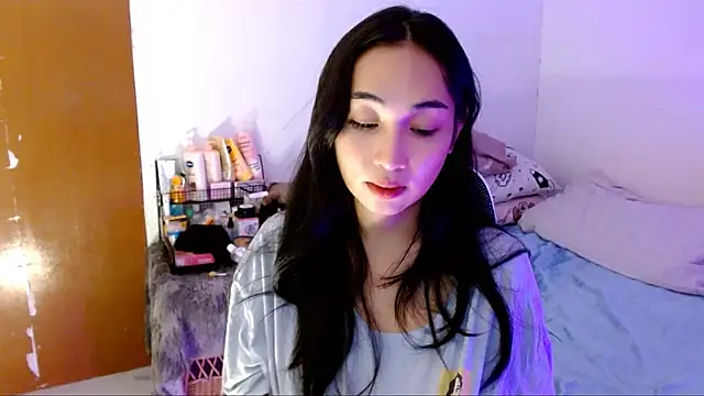 SweetLilly 18 online show from October 2025 05:52:02 AM