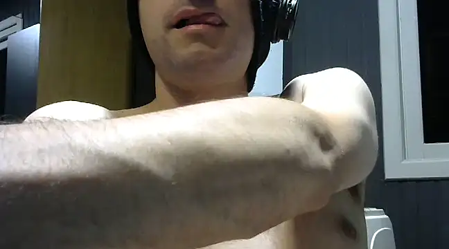 gauchors20 online show from January 2025 03:00:02 AM