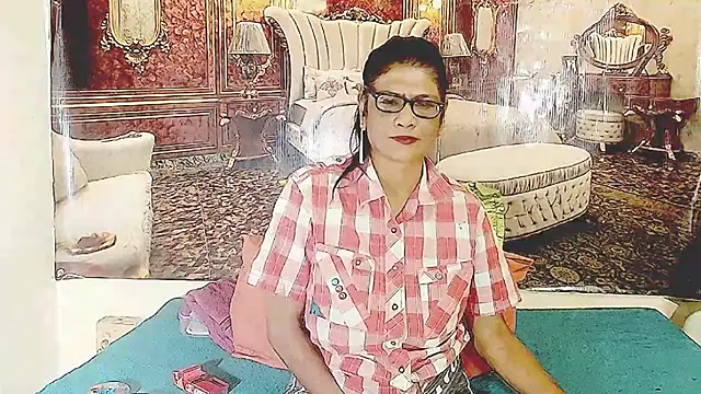Snapshot of IndianAllure chatting on April 2026 05:34:02 AM IndianAllure online show from April 2026 05:34:02 AM