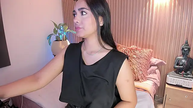 AMELIE xx online show from November 2025 02:11:01 AM