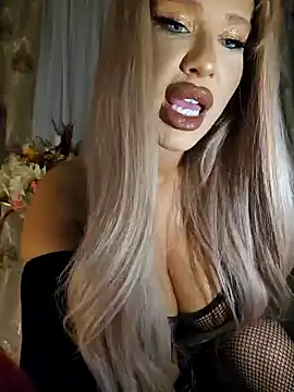 Snapshot of AlmaGraceX chatting on December 2024 12:12:02 AM AlmaGraceX online show from December 2024 12:12:02 AM