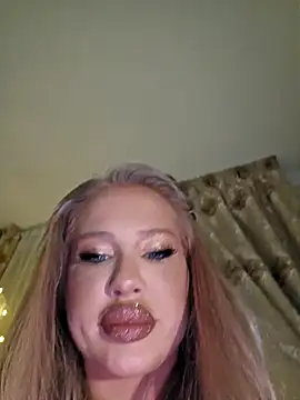 Snapshot of AlmaGraceX chatting on December 2024 12:54:01 AM AlmaGraceX online show from December 2024 12:54:01 AM