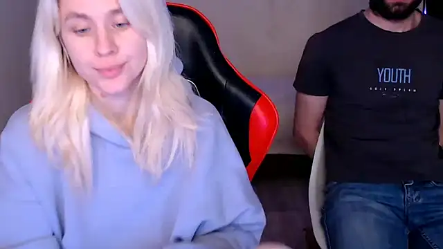 Snapshot of Mila_Jon chatting on December 2024 01:07:02 PM Mila Jon online show from December 2024 01:07:02 PM