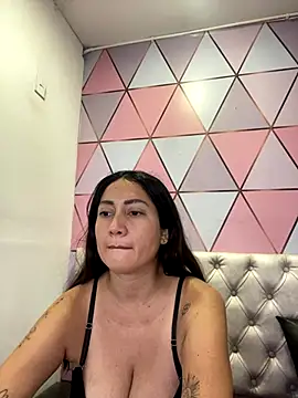 Snapshot of juliana_diaz chatting on October 2025 11:19:01 AM juliana diaz online show from October 2025 11:19:01 AM