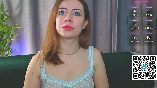 Snapshot of GirlfriendNina chatting on June 2026 06:29:01 AM GirlfriendNina online show from June 2026 06:29:01 AM