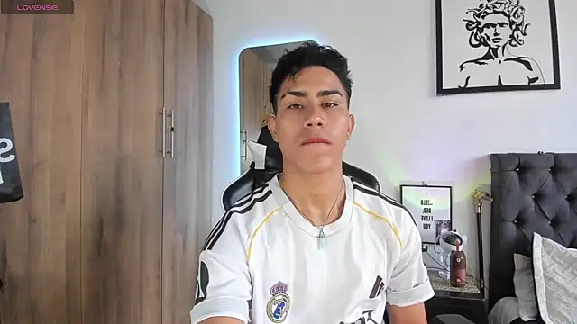 AlanNaughty online show from February 2026 09:51:02 PM