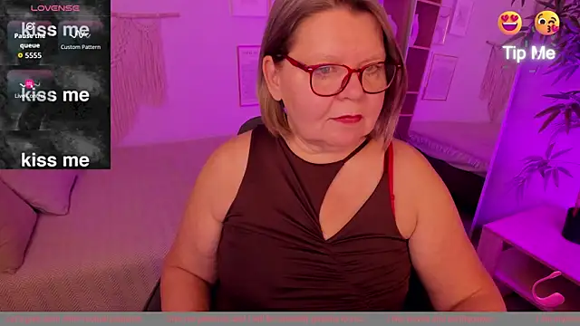 Shannonshine online show from October 2025 02:06:01 PM