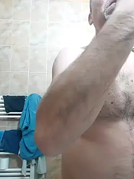 Snapshot of david_geam chatting on January 2025 05:53:01 PM david geam online show from January 2025 05:53:01 PM