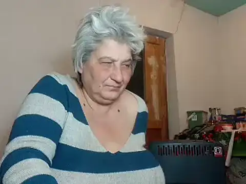 Snapshot of ExquisiteMature chatting on February 2025 01:44:02 AM ExquisiteMature online show from February 2025 01:44:02 AM