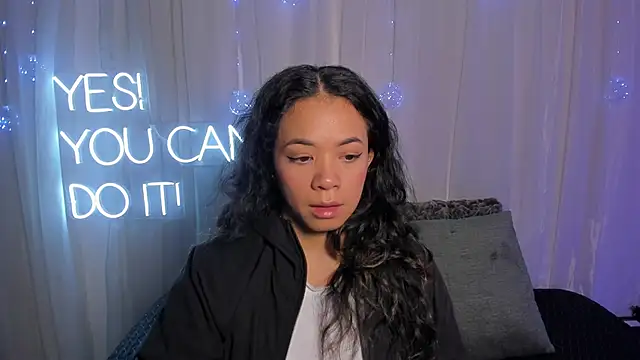 carolgaita online show from February 2025 11:34:01 AM