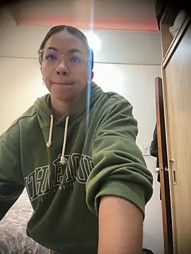 carolgaita online show from January 2026 11:03:01 AM