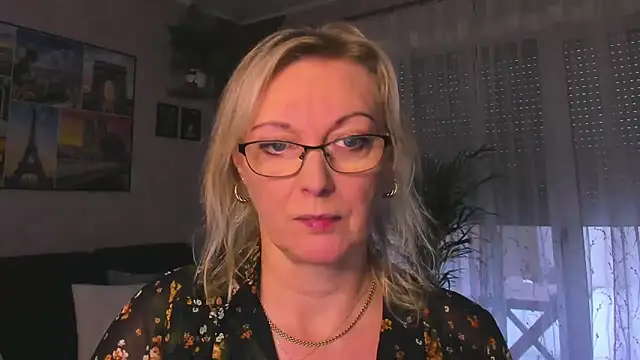 vanessa chat online show from November 2025 02:29:02 PM