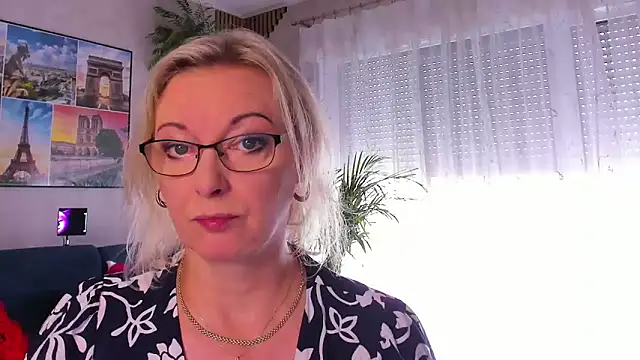 Snapshot of vanessa_chat chatting on May 2026 01:18:02 PM vanessa chat online show from May 2026 01:18:02 PM