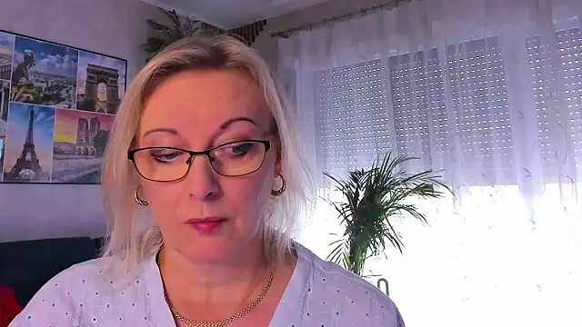 Snapshot of vanessa_chat chatting on June 2026 01:24:01 PM vanessa chat online show from June 2026 01:24:01 PM