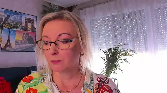 Snapshot of vanessa_chat chatting on June 2026 01:13:01 PM vanessa chat online show from June 2026 01:13:01 PM