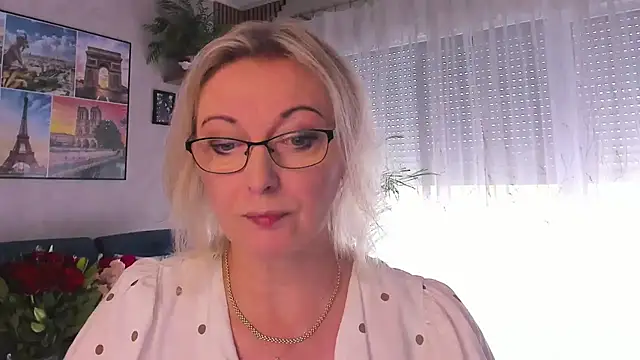 vanessa chat online show from July 2026 01:15:02 PM