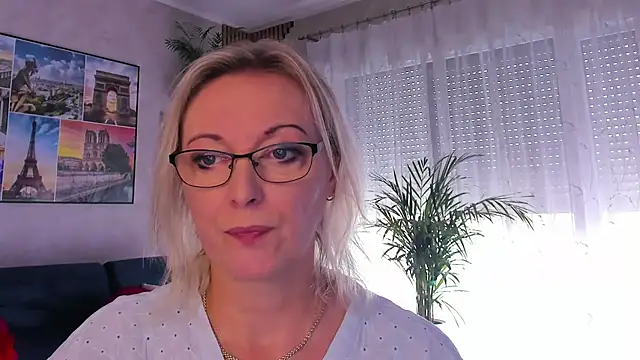 vanessa chat online show from July 2026 01:24:02 PM