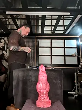 DarkDea online show from February 2025 06:12:01 PM