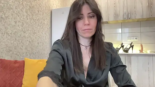 HotyWinter online show from March 2026 04:35:01 AM