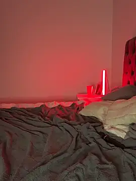 EllaMae online show from April 2026 10:14:02 PM