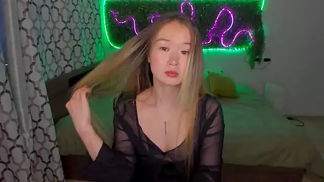 PollyOcean online show from December 2024 11:07:02 AM