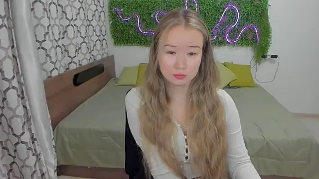 PollyOcean online show from January 2025 11:26:02 AM