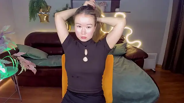 PollyOcean online show from February 2025 10:44:02 AM