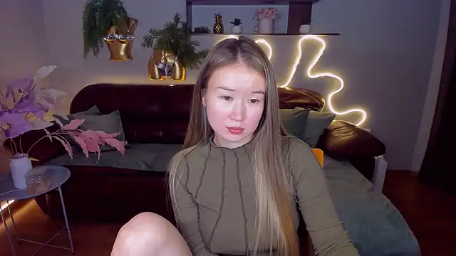 PollyOcean online show from February 2025 12:54:01 PM