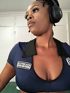 LuciousLips96 online show from October 2025 09:31:01 AM