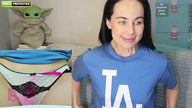 Snapshot of 3ight33nplus chatting on January 2025 11:24:01 PM 3ight33nplus online show from January 2025 11:24:01 PM