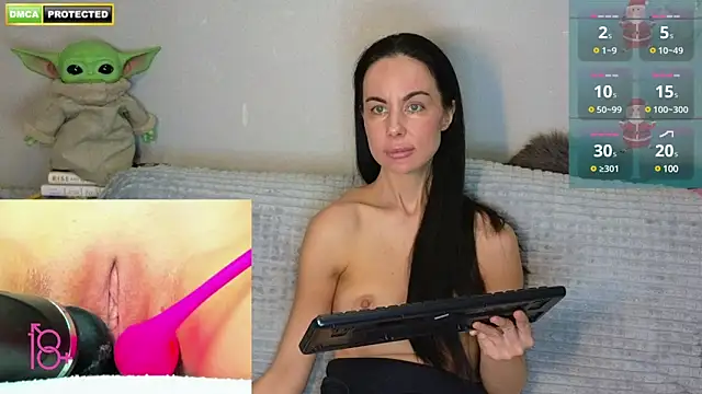 Snapshot of 3ight33nplus chatting on January 2025 02:39:02 AM 3ight33nplus online show from January 2025 02:39:02 AM