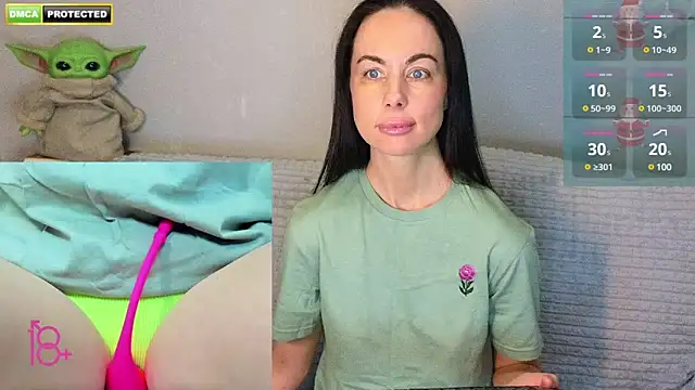 Snapshot of 3ight33nplus chatting on February 2025 11:27:01 PM 3ight33nplus online show from February 2025 11:27:01 PM