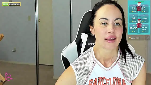 Snapshot of 3ight33nplus chatting on February 2026 01:14:02 AM 3ight33nplus online show from February 2026 01:14:02 AM