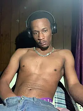 Snapshot of Tristris100 chatting on December 2024 05:29:02 AM Tristris100 online show from December 2024 05:29:02 AM