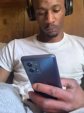 Snapshot of Tristris100 chatting on January 2025 06:16:02 PM Tristris100 online show from January 2025 06:16:02 PM