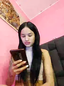 Snapshot of secretgreisy_ chatting on December 2024 07:39:02 AM secretgreisy  online show from December 2024 07:39:02 AM
