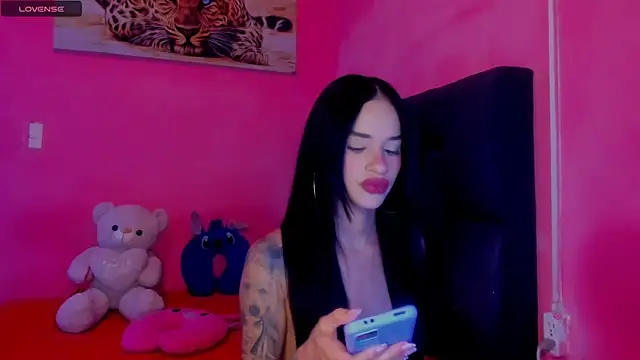 Snapshot of secretgreisy_ chatting on March 2025 08:40:01 PM secretgreisy  online show from March 2025 08:40:01 PM