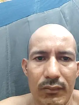 Willmermena online show from April 2026 11:35:01 PM