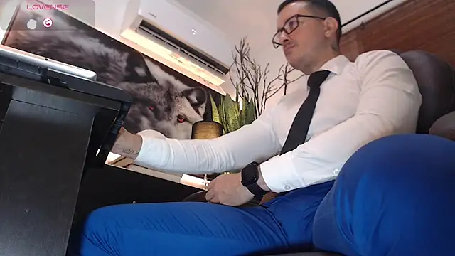 Snapshot of randyluke chatting on January 2025 10:06:01 AM randyluke online show from January 2025 10:06:01 AM